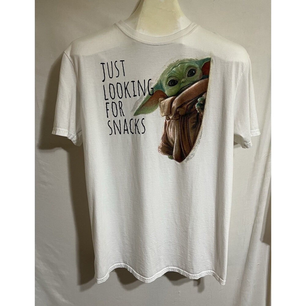 Star Wars baby Yoda “just looking for snacks”Graphic Space Movie Fantasy S11